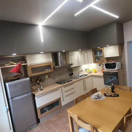 Very nice flat in Lerici 5 terre in centro con parcheggio * Lerici